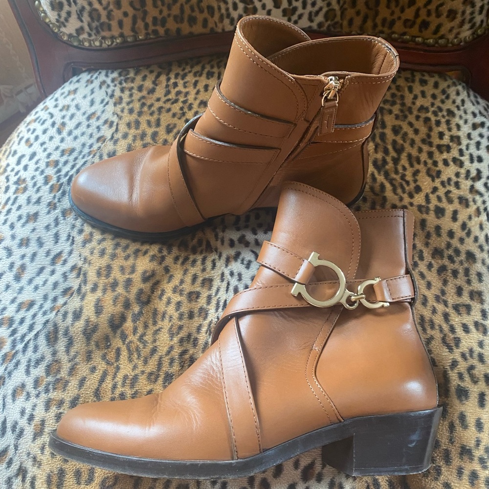 Salvatore Ferragamo Gancini moto brown tan Leather Ankle Boots Gold Buckle